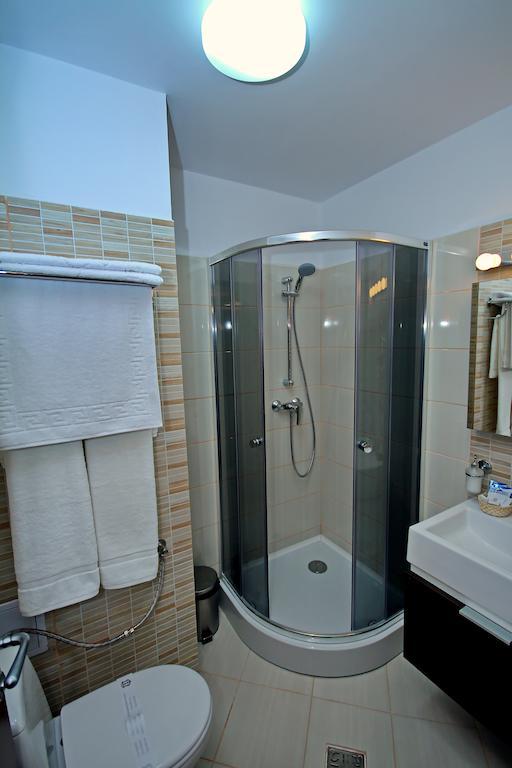 Hotel Eden Тулча Номер фото