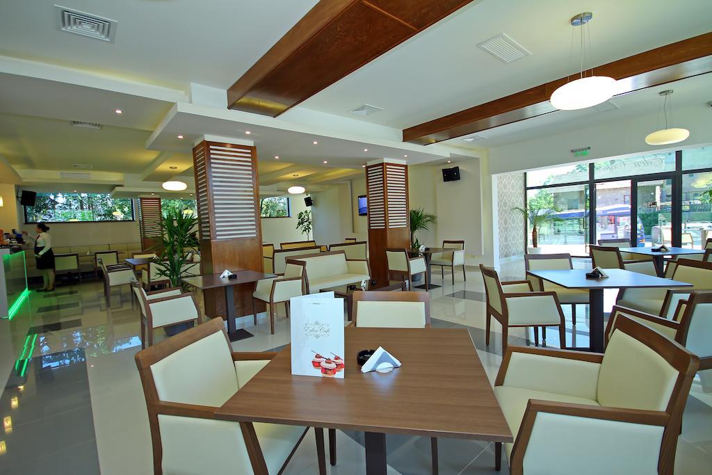 Hotel Eden Тулча Экстерьер фото